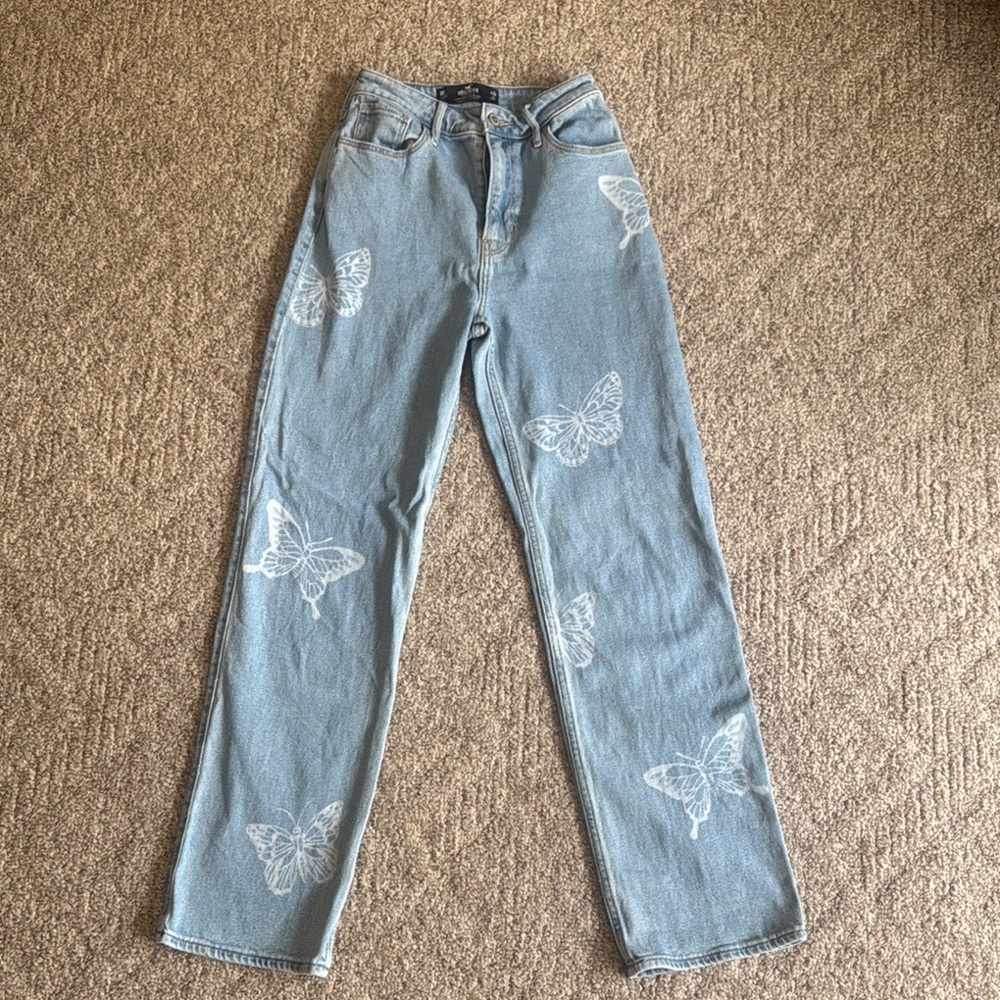 Hollister Light Blue Butterfly Ultra high rise dad Jeans